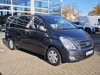 Gebraucht Hyundai H-1 170 PS (125 kW) 2017 Blau Van / Kleinbus