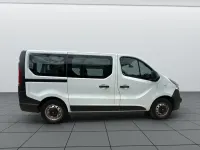 Gebraucht Opel Vivaro 95 PS (69 kW) 2018 Weiß Van / Kleinbus