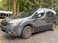 Gebraucht Peugeot Partner Tepee 114 PS (83 kW) 2013 Grau Van / Kleinbus