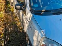 Gebraucht Toyota Yaris 65 PS (47 kW) 2002 Grau Kleinwagen