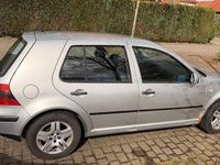 Gebraucht VW Golf IV Edition 75 PS (55 kW) 2001 Grau Limousine