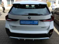 Gebraucht BMW iX1 M Sport 230 kW (313 PS) 2023 Weiß SUV