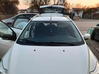 Gebraucht Ford Focus Ambiente 101 PS (74 kW) 2008 Weiß Kombi