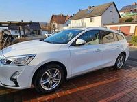 Gebraucht Ford Focus 125 PS (91 kW) 2019 Weiß Kombi