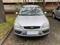 Gebraucht Ford Focus 115 PS (84 kW) 2006 Silber Kombi
