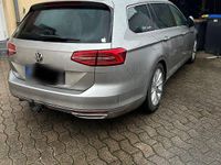 Gebraucht VW Passat Highline 150 PS (110 kW) 2016 Grau Kombi