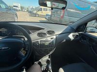 Usata Ford Focus 100 CV (73 kW) 2004 Blu Utilitaria