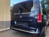 Gebraucht Mercedes V220 Edition 190 PS (139 kW) 2019 Blau Van / Kleinbus