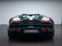 Neu Lamborghini Revuelto 1016 PS (747 kW) 2026 Verde lares Coupé