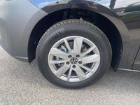 Gebraucht VW Caddy Basis 102 PS (75 kW) 2025 Schwarz Van / Kleinbus