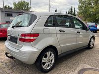 Gebraucht Mercedes B170 116 PS (85 kW) 2005 Silber Van / Kleinbus
