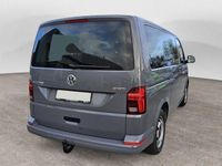 Gebraucht VW Multivan Trendline 150 PS (110 kW) 2021 Grau Van