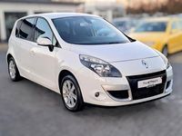 Gebraucht Renault Scénic III 110 PS (80 kW) 2011 Weiß Van / Kleinbus