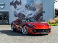 Gebraucht Ferrari 812 799 PS (587 kW) 2021 Rot Cabrio