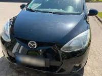 Usata Mazda 2 75 CV (55 kW) 2010 Nero Utilitaria