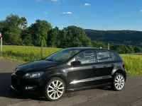 Gebraucht VW Polo 75 PS (55 kW) 2011 Schwarz Kleinwagen