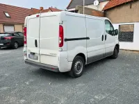Gebraucht Opel Vivaro 90 PS (66 kW) 2010 Weiß Van / Kleinbus