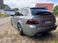 Gebraucht BMW 545 Performance 333 PS (244 kW) 2004 Grau Kombi