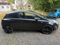 Gebraucht Opel Corsa Color Edition 69 PS (50 kW) 2013 Schwarz Kleinwagen
