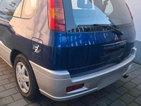 Gebraucht Mitsubishi Space Runner 136 PS (100 kW) 1999 Blau Van / Kleinbus