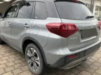 Gebraucht Suzuki Vitara Comfort 129 PS (94 kW) 2022 Grau SUV