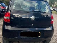 Gebraucht VW Fox 75 PS (55 kW) 2005 Schwarz Kleinwagen
