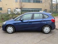 Gebraucht BMW 218 Basis 150 PS (110 kW) 2017 Blau Kombi