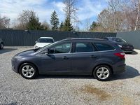 Gebraucht Ford Focus 101 PS (74 kW) 2015 Grau Kombi