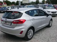 Gebraucht Ford Fiesta 86 PS (63 kW) 2018 Polarsilber Kleinwagen
