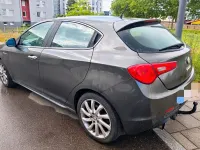 Gebraucht Alfa Romeo Giulietta Turismo 140 PS (102 kW) 2012 Grau Kleinwagen