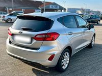 Gebraucht Ford Fiesta 71 PS (52 kW) 2017 Silber Kleinwagen