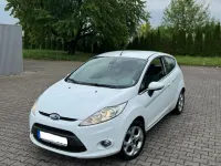 Gebraucht Ford Fiesta 86 PS (63 kW) 2010 Weiß Kleinwagen