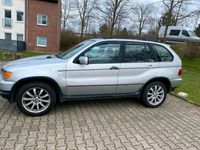 gebraucht BMW X5 3.0i in einem guten Zustand mit fast 2 Jahren Tüv.