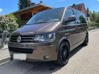 Gebraucht VW Multivan 140 PS (102 kW) 2014 Braun Van / Kleinbus