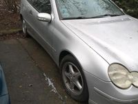 Gebraucht Mercedes C200 165 PS (121 kW) 2001 Kleinwagen