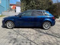Gebraucht Audi A3 Ambiente 179 PS (131 kW) 2014 Blau Kombi