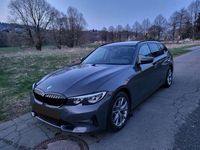 Gebraucht BMW 320 Advantage 190 PS (139 kW) 2020 Grau Kombi