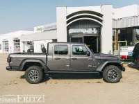 Neu Jeep Gladiator Rubicon 284 PS (208 kW) 2026 Grau Pickup
