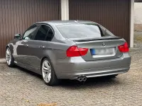 Gebraucht BMW 325 204 PS (150 kW) 2011 Grau Limousine