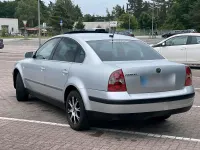 Gebraucht VW Passat 131 PS (96 kW) 2003 Silber Limousine