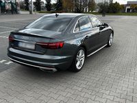 Gebraucht Audi A4 S-Line 265 PS (194 kW) 2022 Grau Limousine