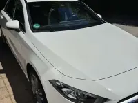 Gebraucht Mercedes A200 163 PS (119 kW) 2018 Weiß Kleinwagen