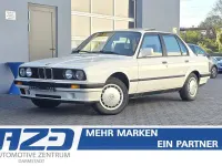 Gebraucht BMW 316 102 PS (75 kW) 1989 Weiß Limousine