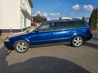 Gebraucht VW Passat Comfortline 150 PS (110 kW) 2001 Blau Kombi