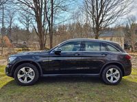 Gebraucht Mercedes GLC200 211 PS (155 kW) 2019 Schwarz  unilack SUV