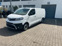 Gebraucht Toyota Proace 120 PS (88 kW) 2021 Weiß Van / Kleinbus