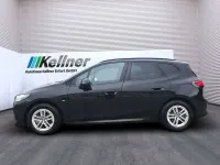 Gebraucht BMW 220 M Sport 177 PS (130 kW) 2025 Saphirschwarz Van / Kleinbus