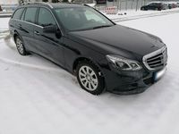 Gebraucht Mercedes E220 170 PS (125 kW) 2015 Schwarz Kombi