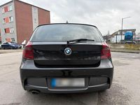 Gebraucht BMW 120 177 PS (130 kW) 2011 Schwarz Kleinwagen