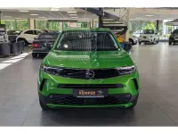 Gebraucht Opel Mokka-e Elegance 100 kW (136 PS) 2024 Matcha grün (metallic) SUV